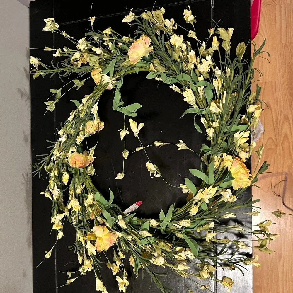 Wild Blooms Floral Wreath Home Decor 22in Yellow Orange New With Tags 1523-3927